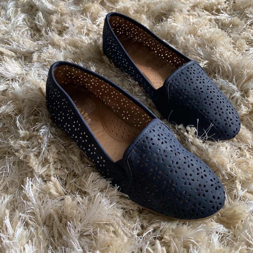 Navy Flats